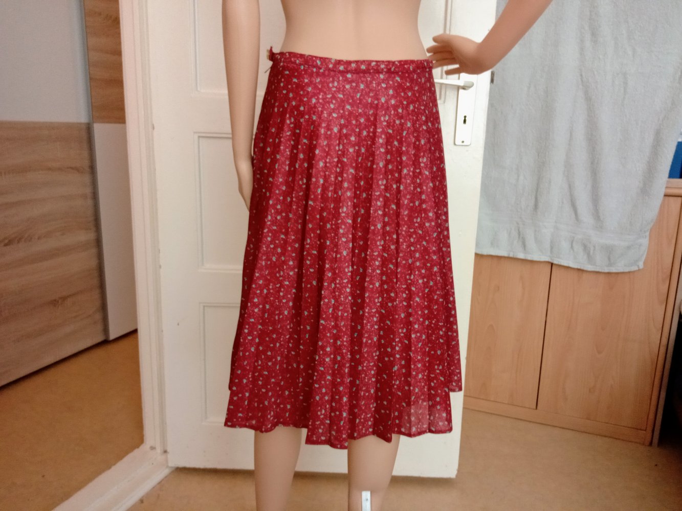 Schöner Plissee Rock 