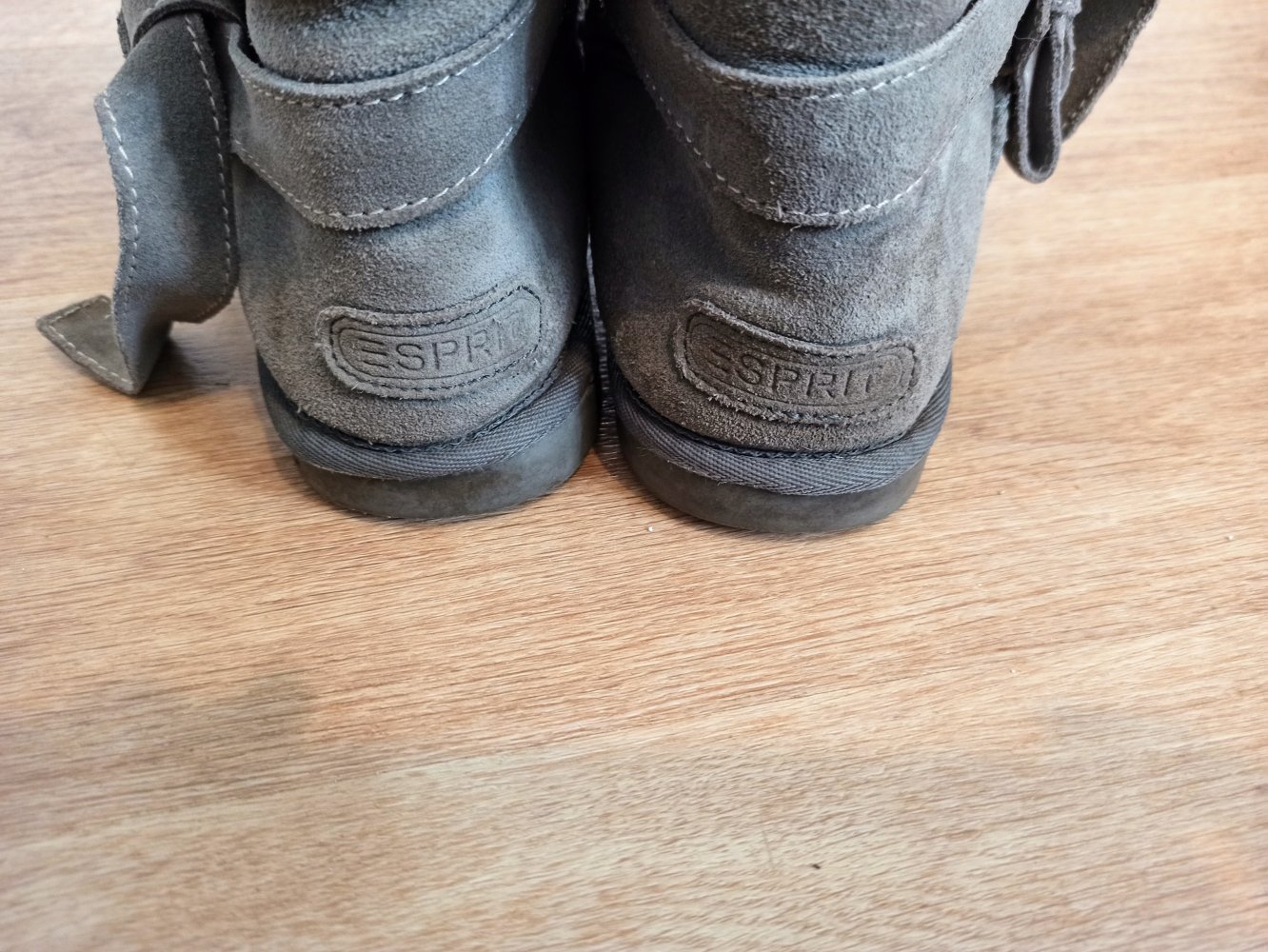 Tolle Stiefel in grau von Esprit