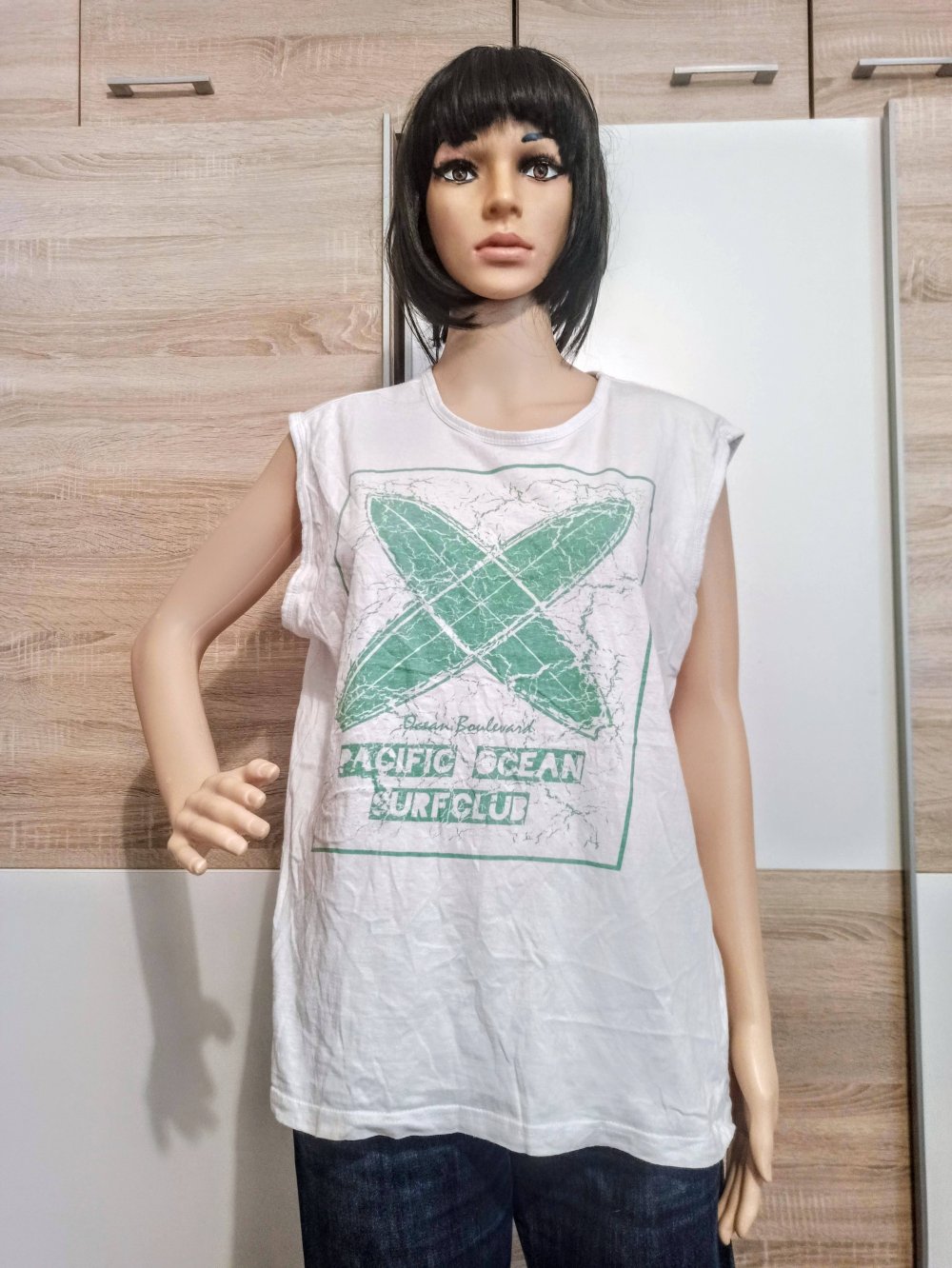 Schönes T-Shirt in weiß von Identic