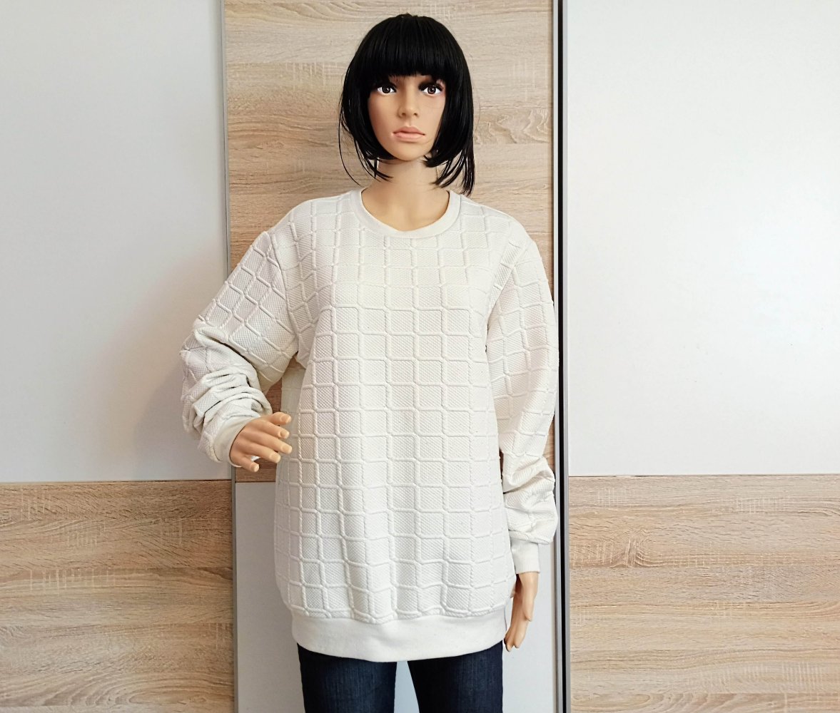 Schöner Pullover in weiß von Smog