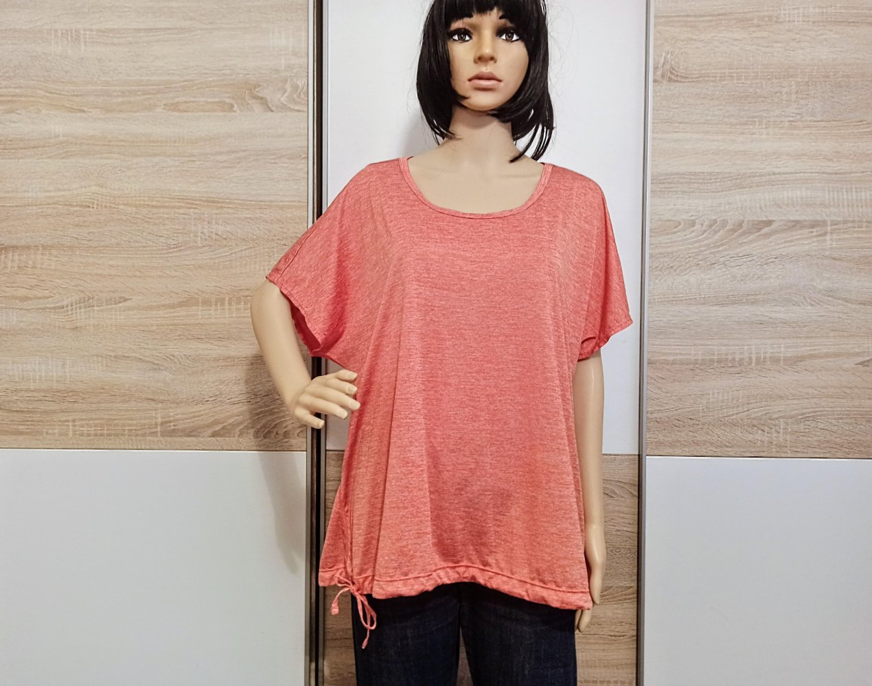 Schönes T-Shirt in korallenrot von TCM