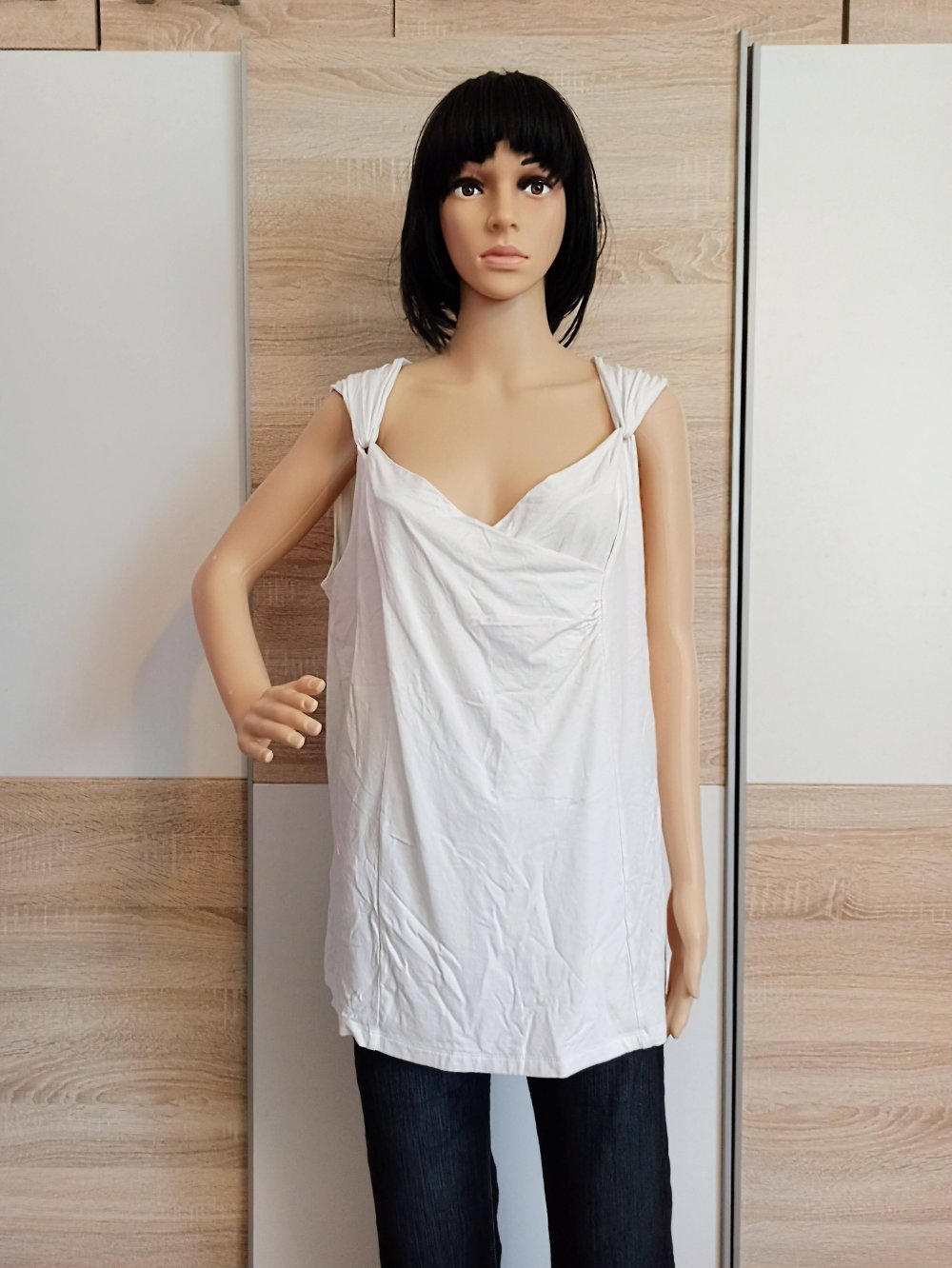 Sehr schönes T-Shirt in weiß