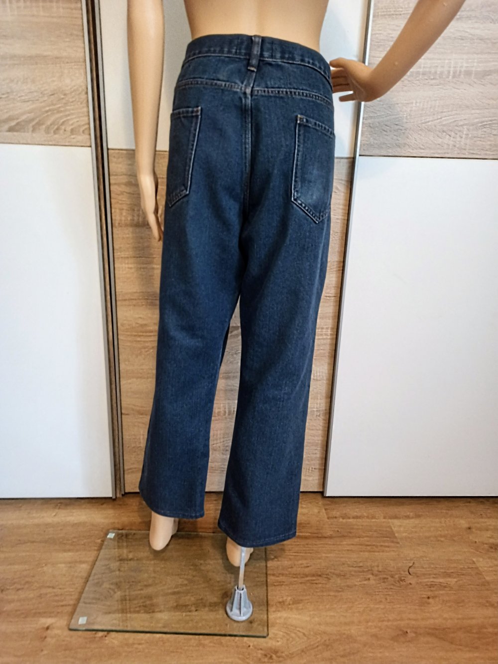 Schöne Jeanshose in marienblau von Identic
