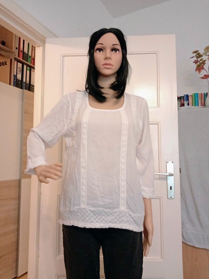 Schöne Bluse in weiß von Manguun 