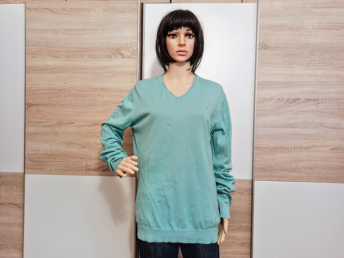 Schöner Pullover in Türkis von Trussardi