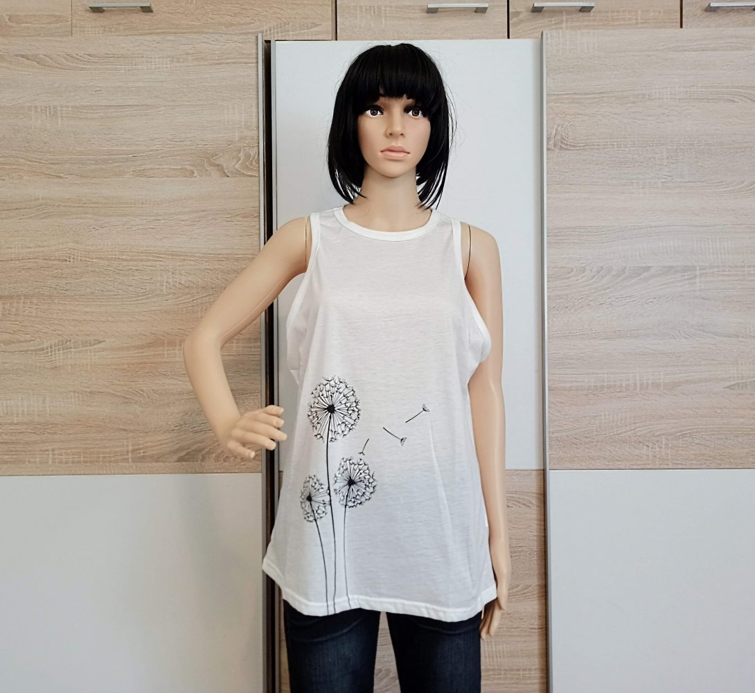 Sehr schönes T-Shirt in weiß von MissLook