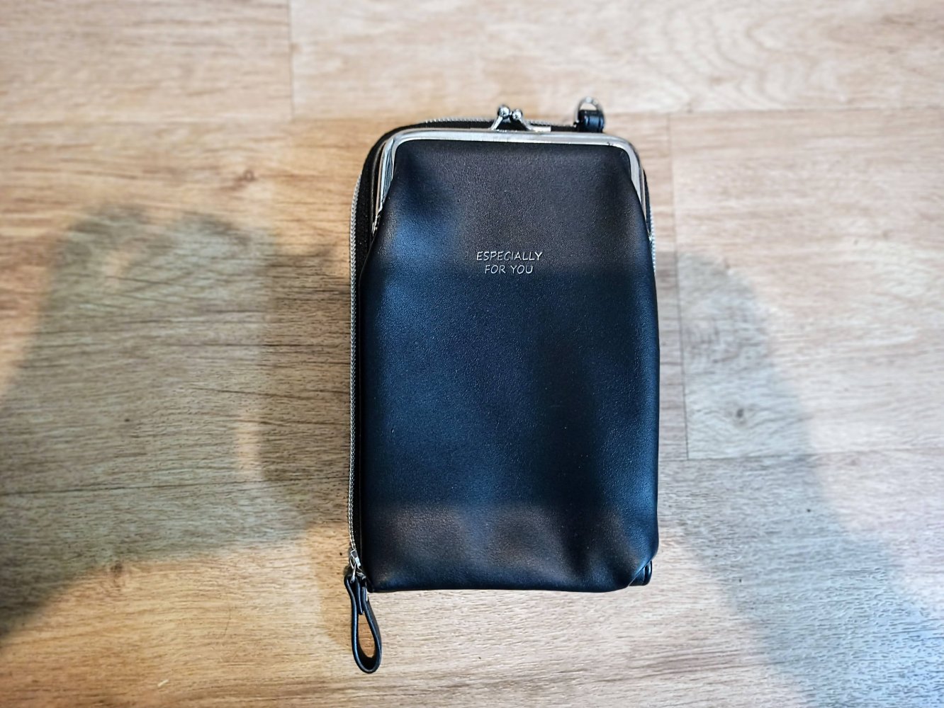 Schöne Smartphone -Tasche in schwarz