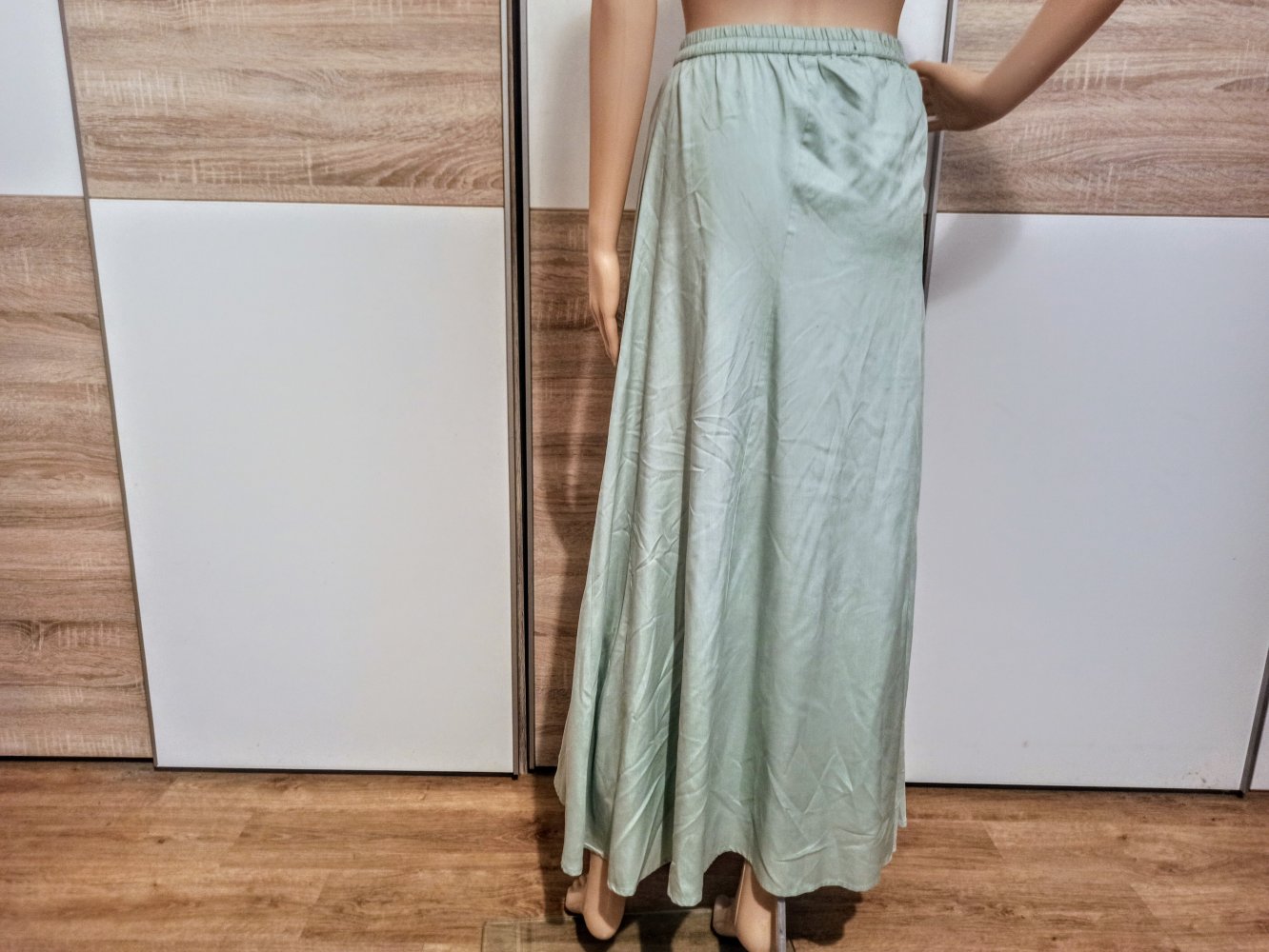 Schöner Rock in Mintgrün von creation