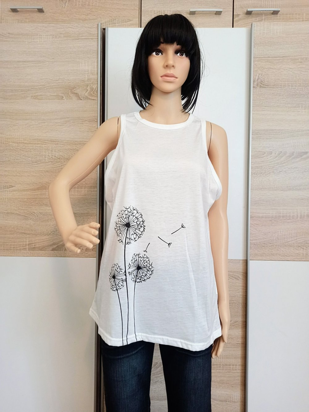 Sehr schönes T-Shirt in weiß von MissLook