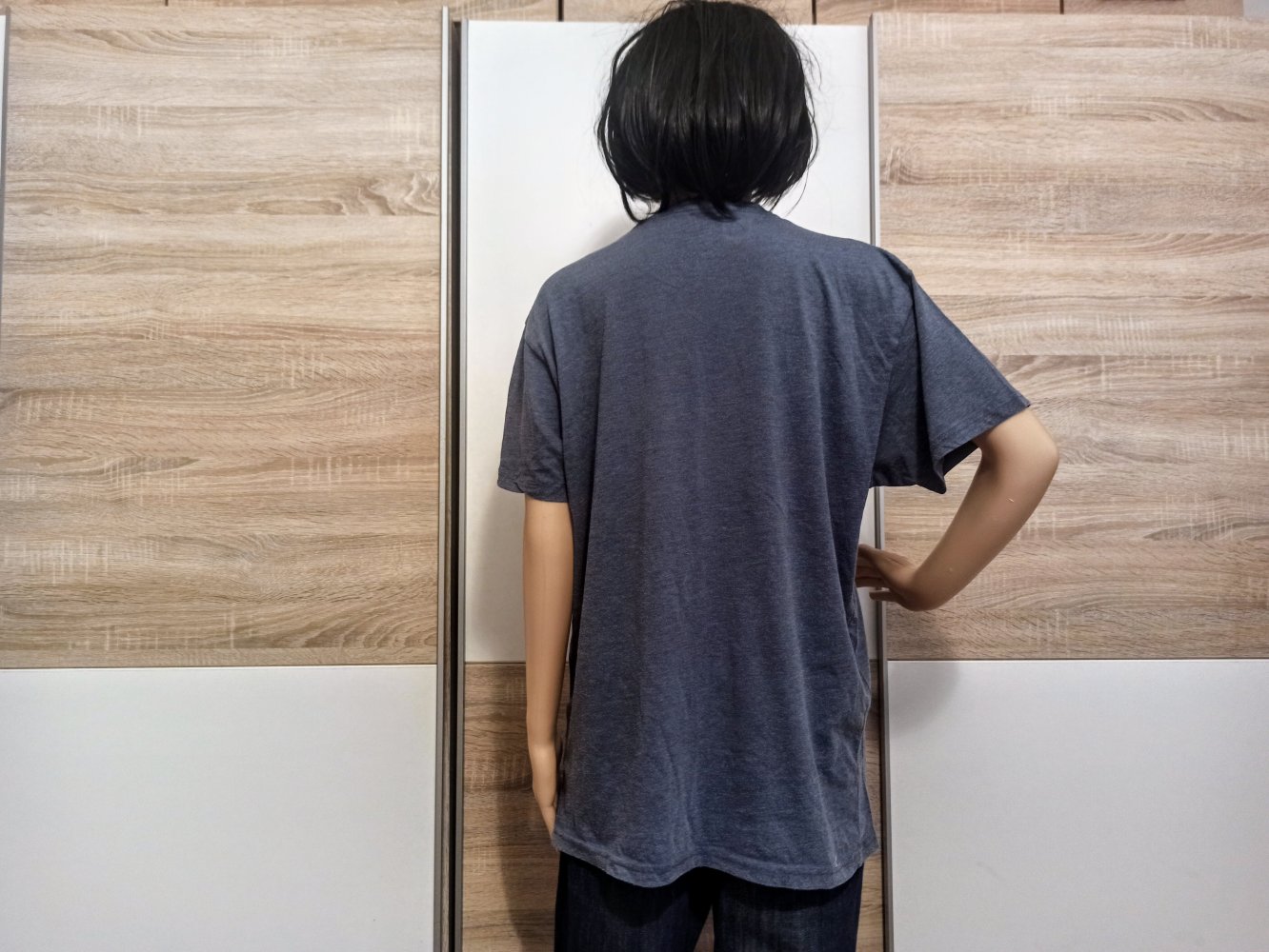 Schönes T-Shirt in blau von cedar wood state