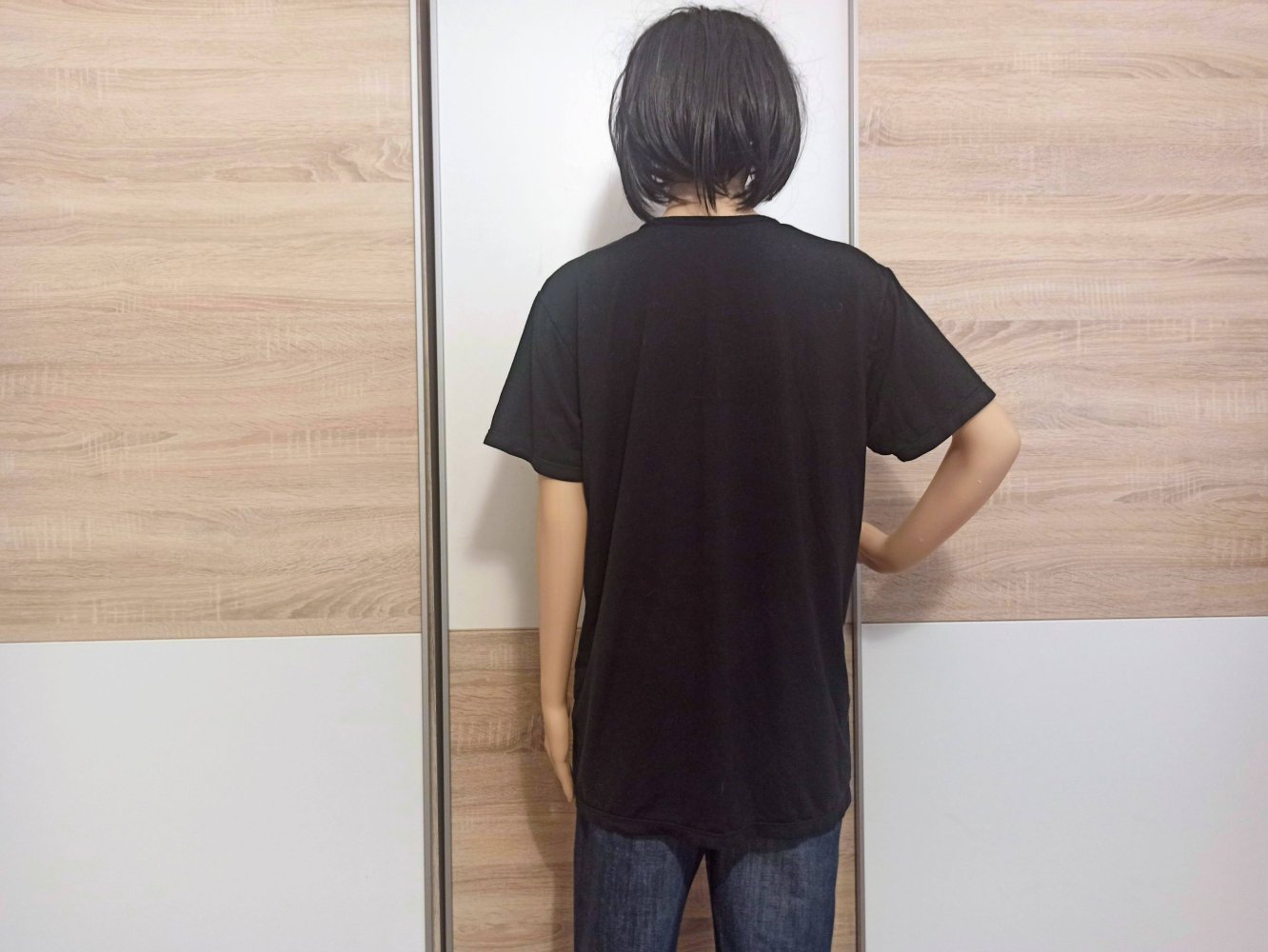 Schönes T-Shirt in schwarz von Uni Qlo