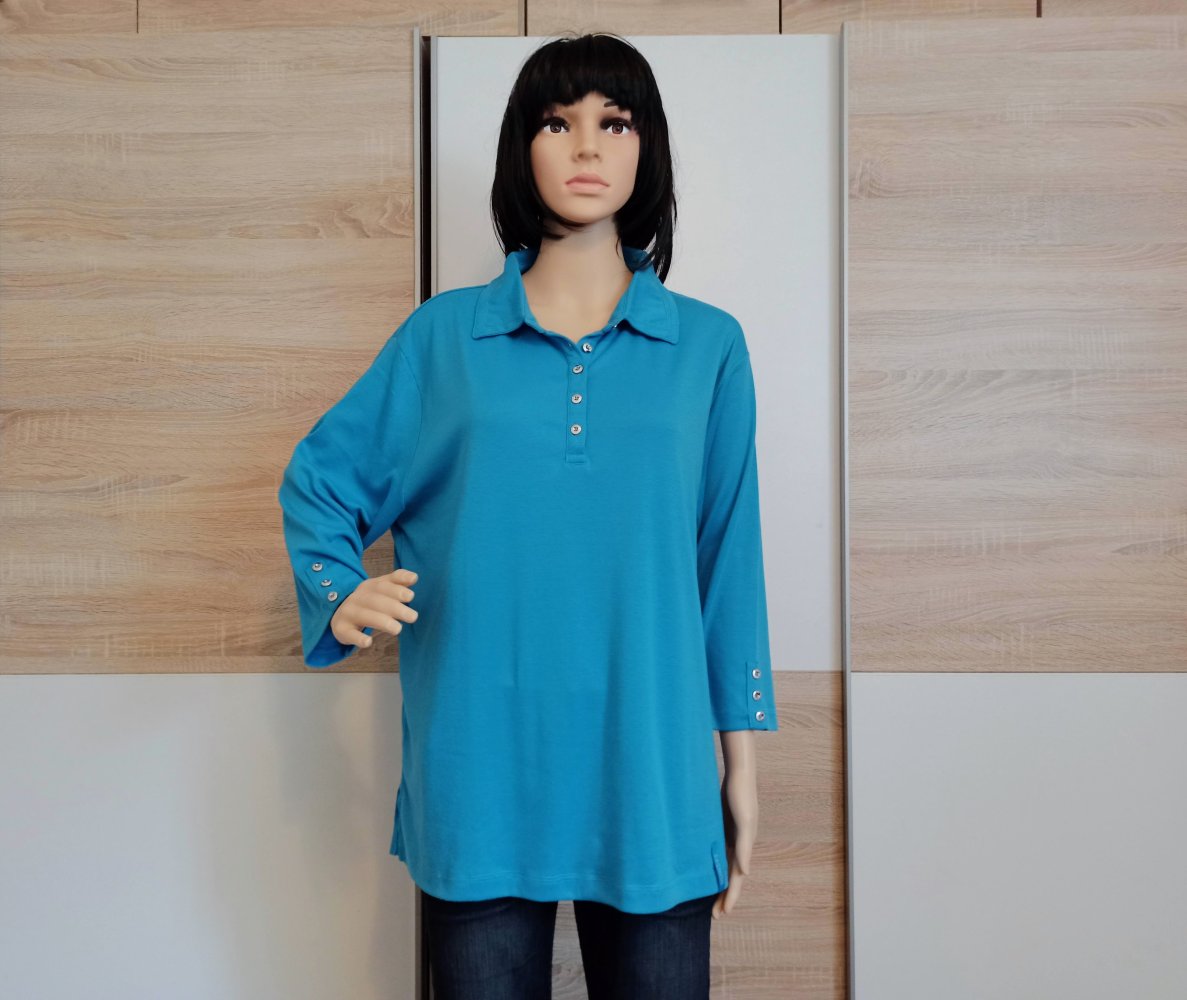 Schöner Pullover in blau von HT-Stars