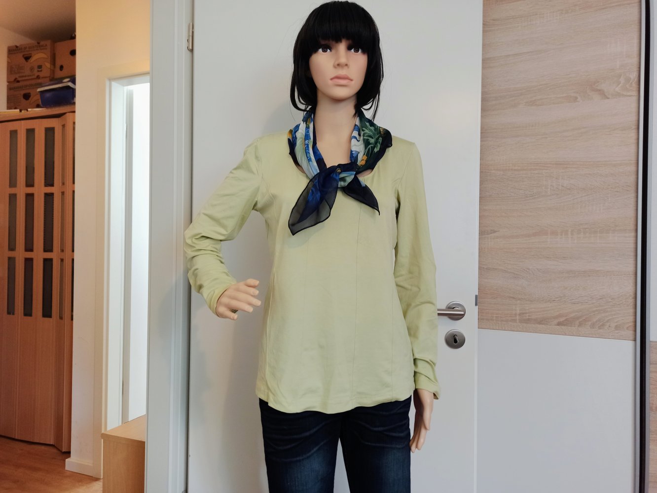 Schöner Langarm-Shirt in gelb von Heine