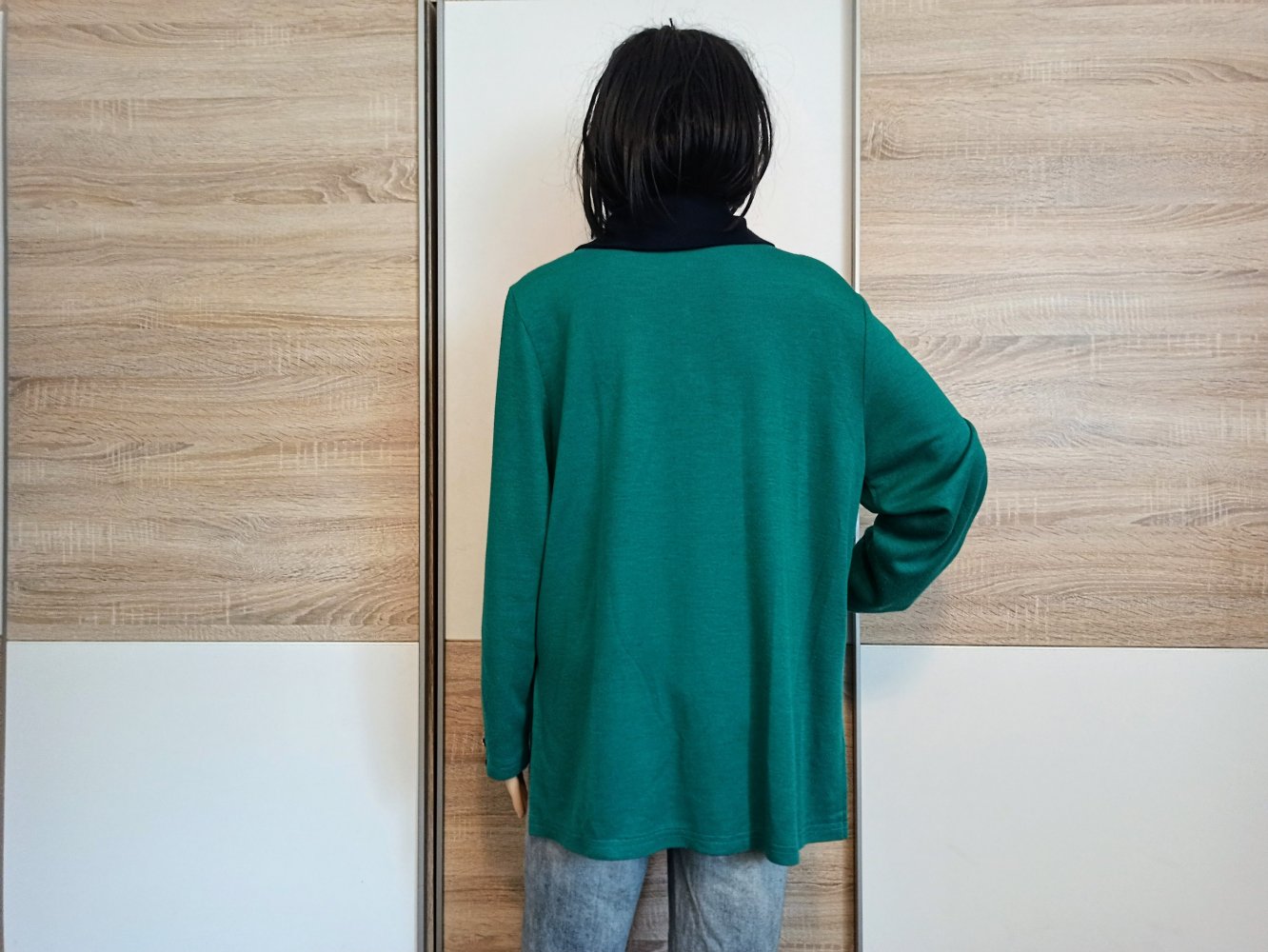 Schöner Pullover in grün/marienblau