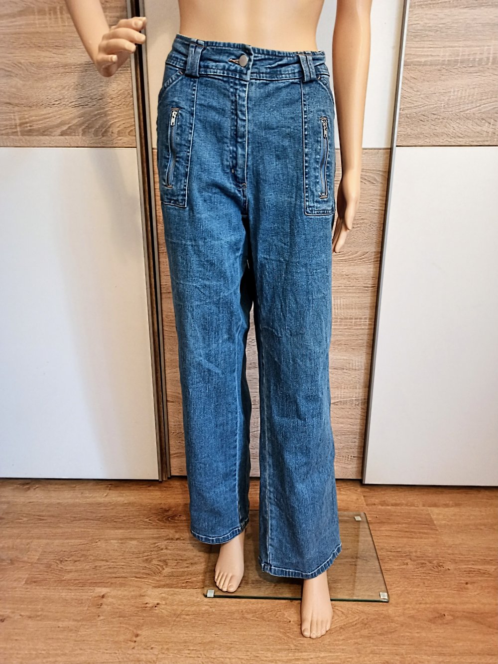 Schöne Jeanshose in Blau von Cecilia