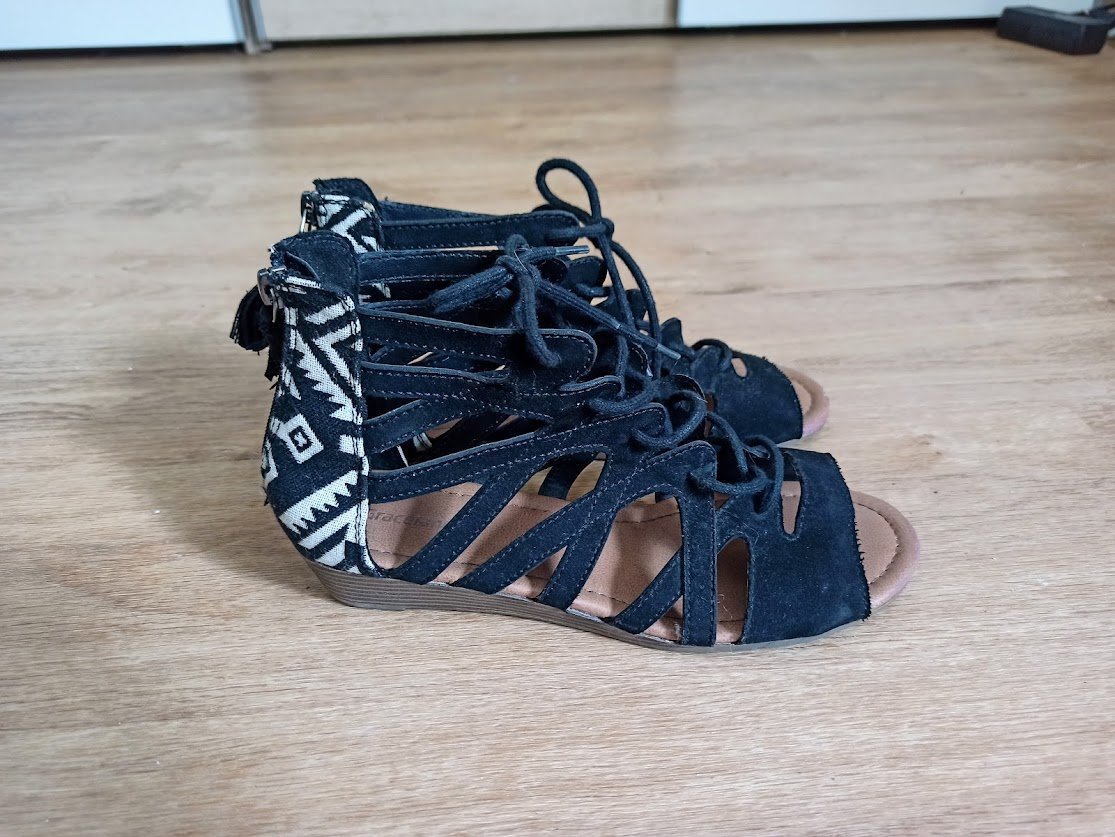 Tolle Damen Wildleder Sandaletten von Graceland 