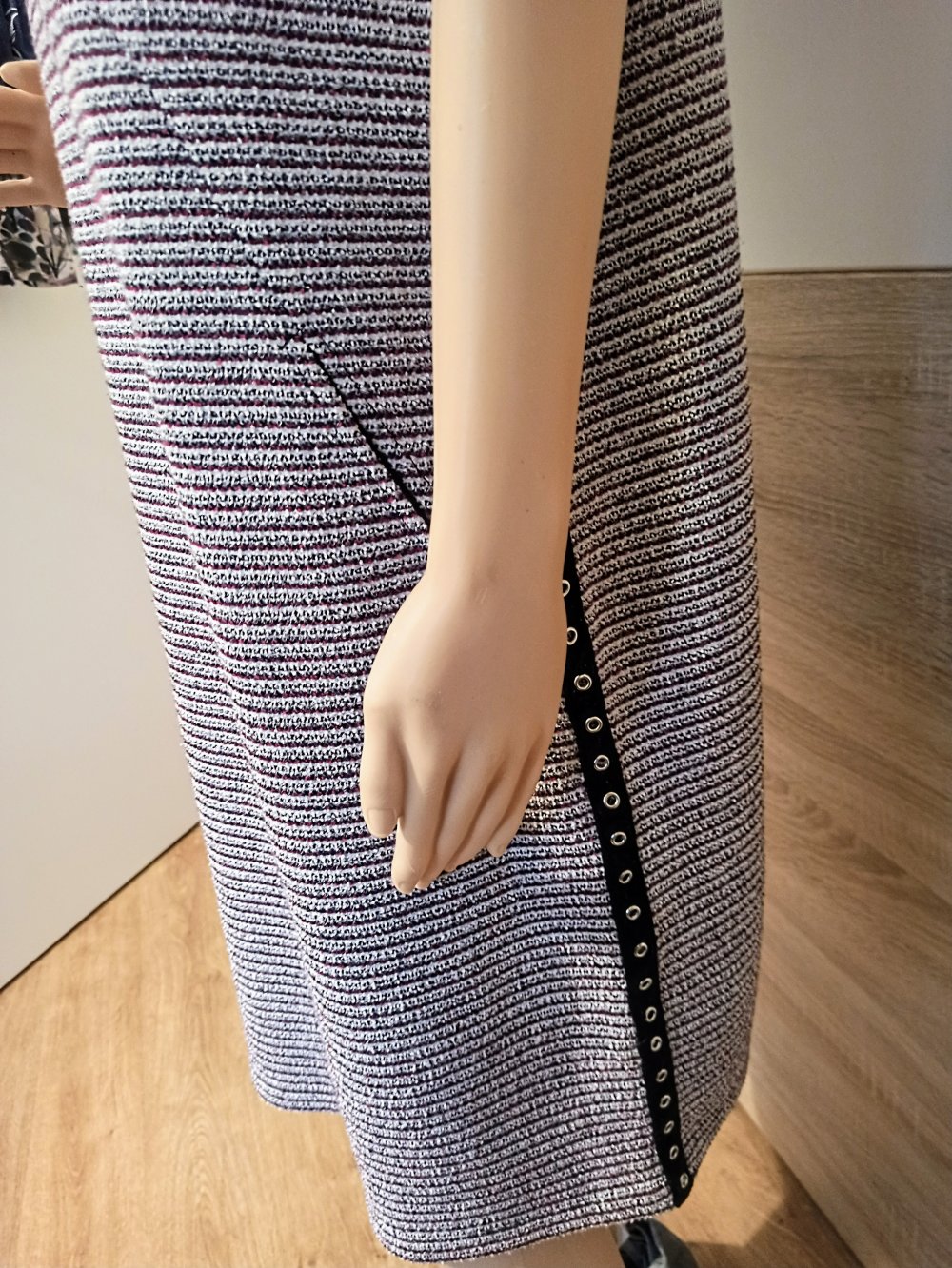 Schönes Kleid mit Lila Streifen von Taifun