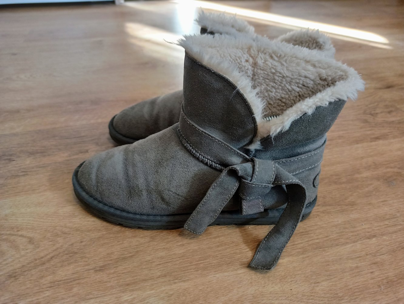 Tolle Stiefel in grau von Esprit