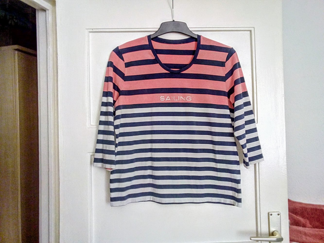 Sehr schönes gestreiftes ¾ arm-Shirt 