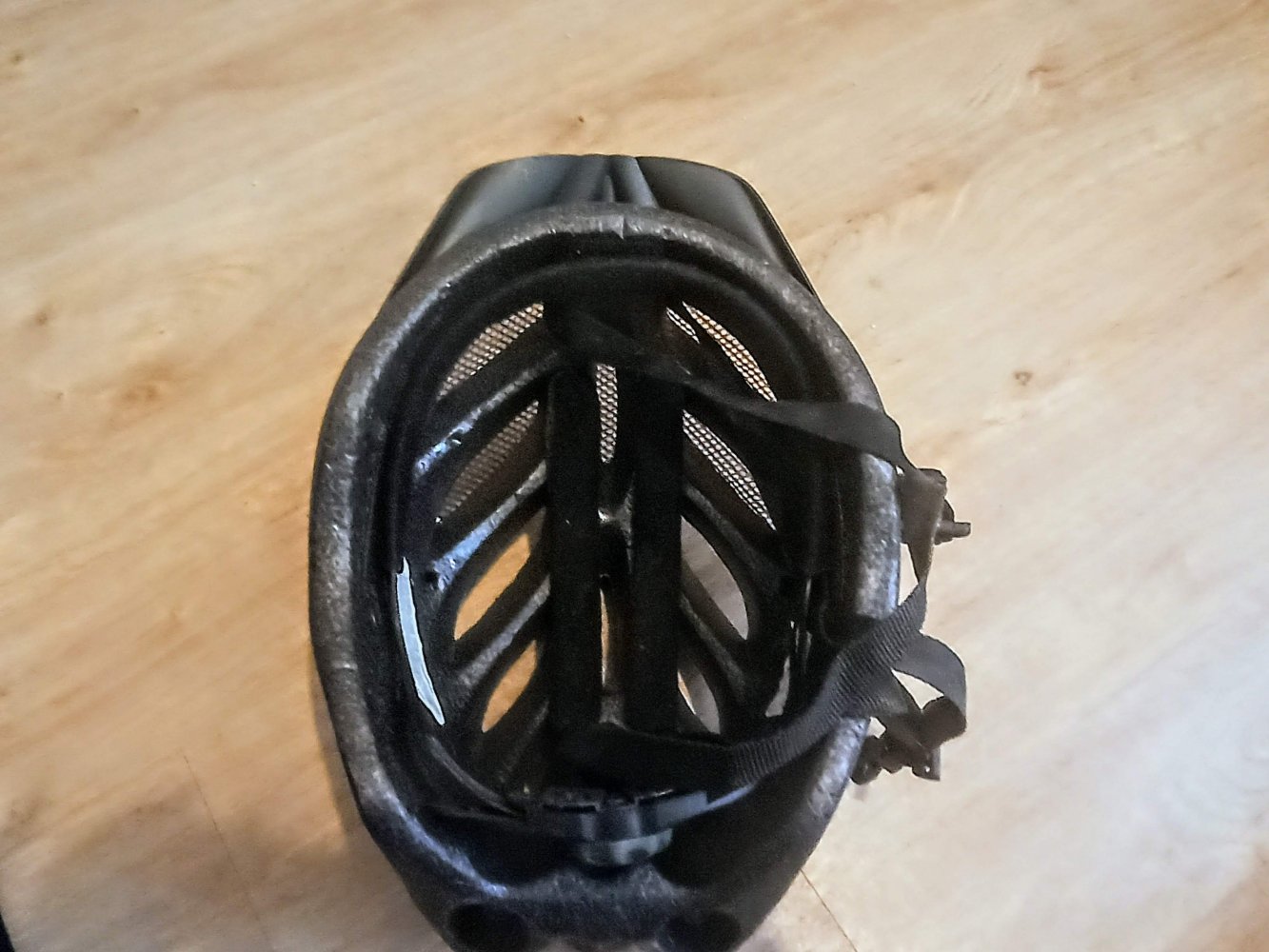Bunter Fahrradhelm
