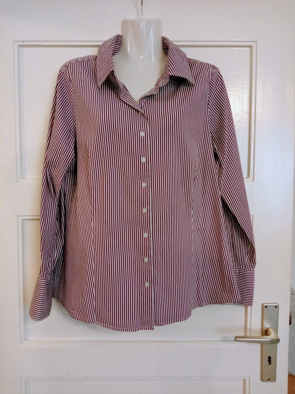Sehr schöne gestreifte Bluse von Yessica 