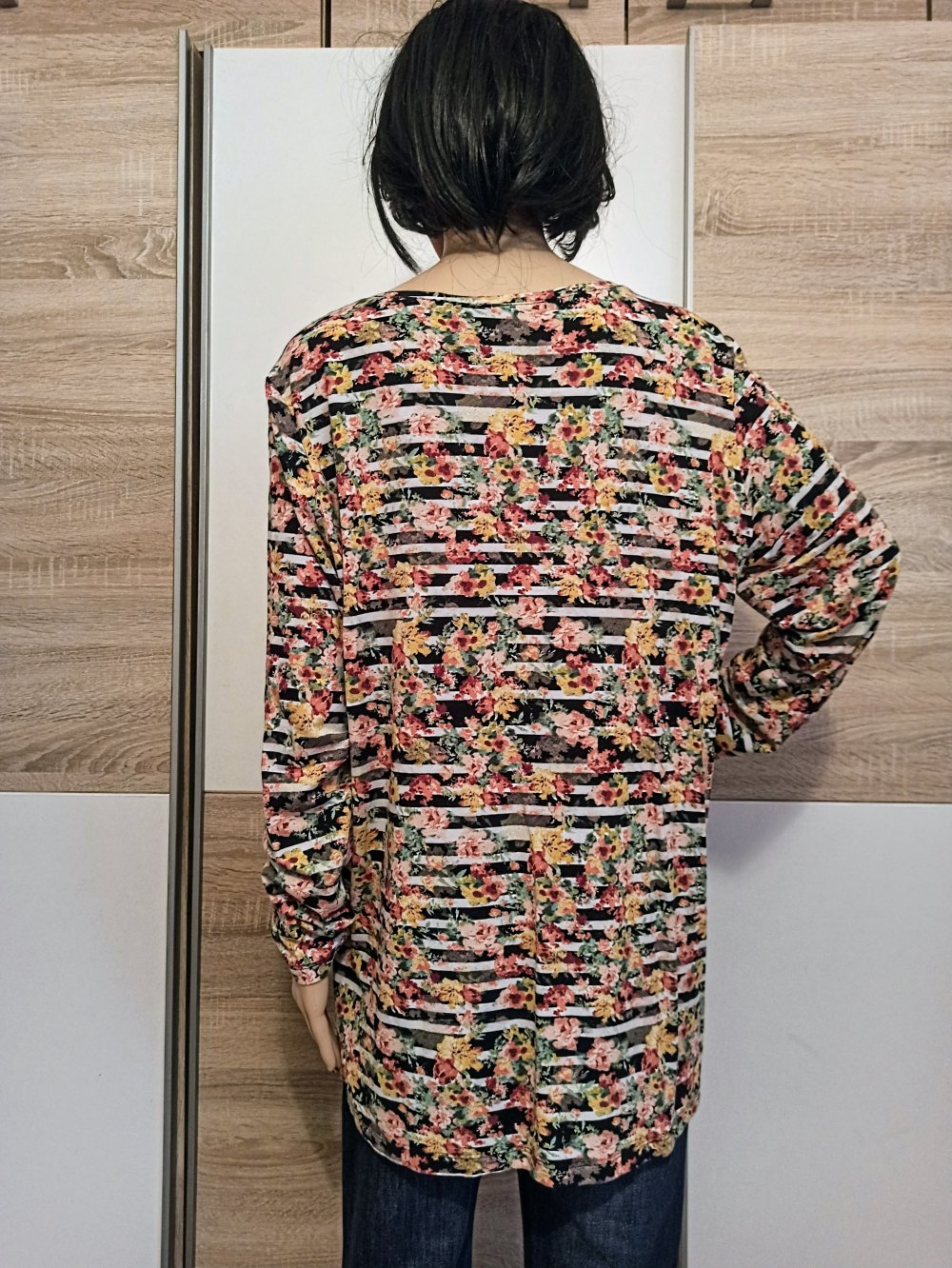 Schönes buntes Langarm-Shirt von Gina Benotti