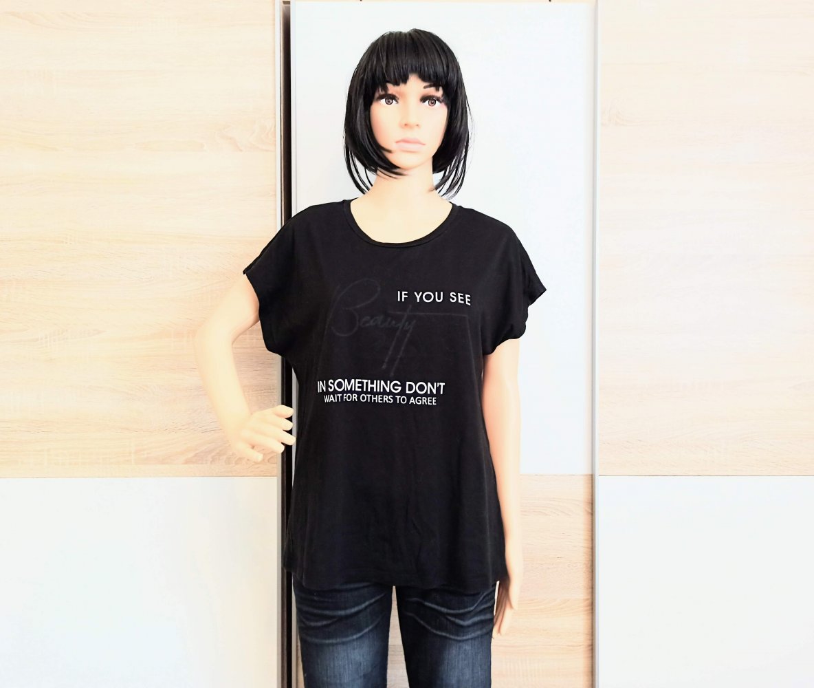 Sehr schönes T-Shirt in schwarz