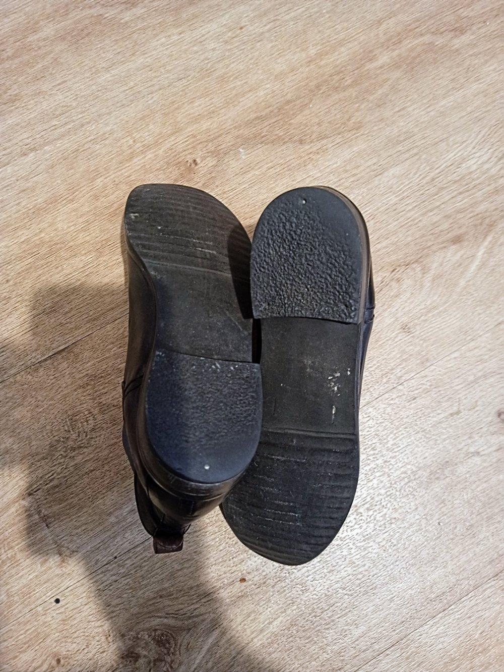 Tolle Schuhe in schwarz von GEOX