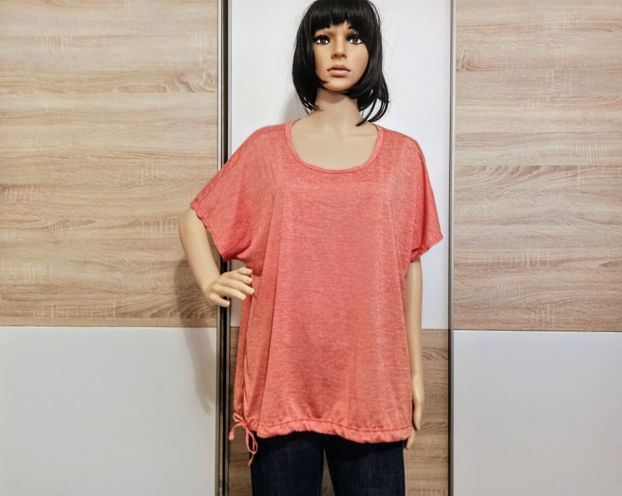 Schönes T-Shirt in korallenrot von TCM