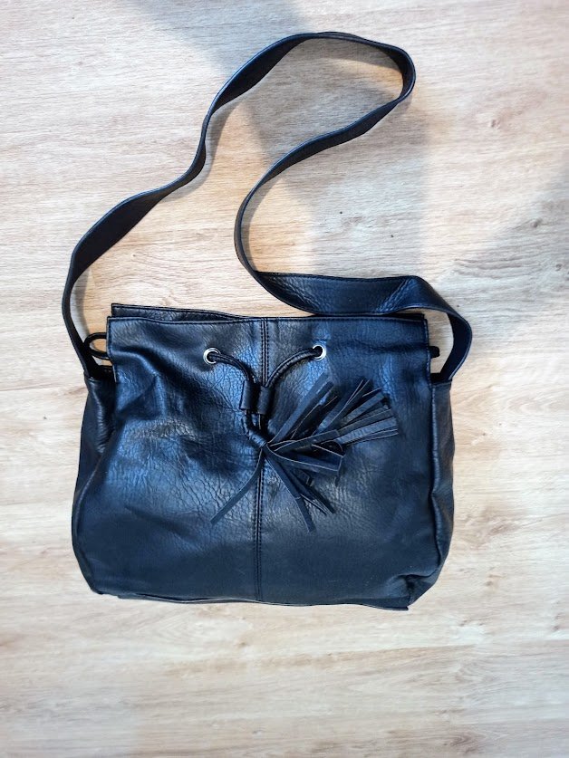 Schöne Tasche in schwarz von Mark Adam
