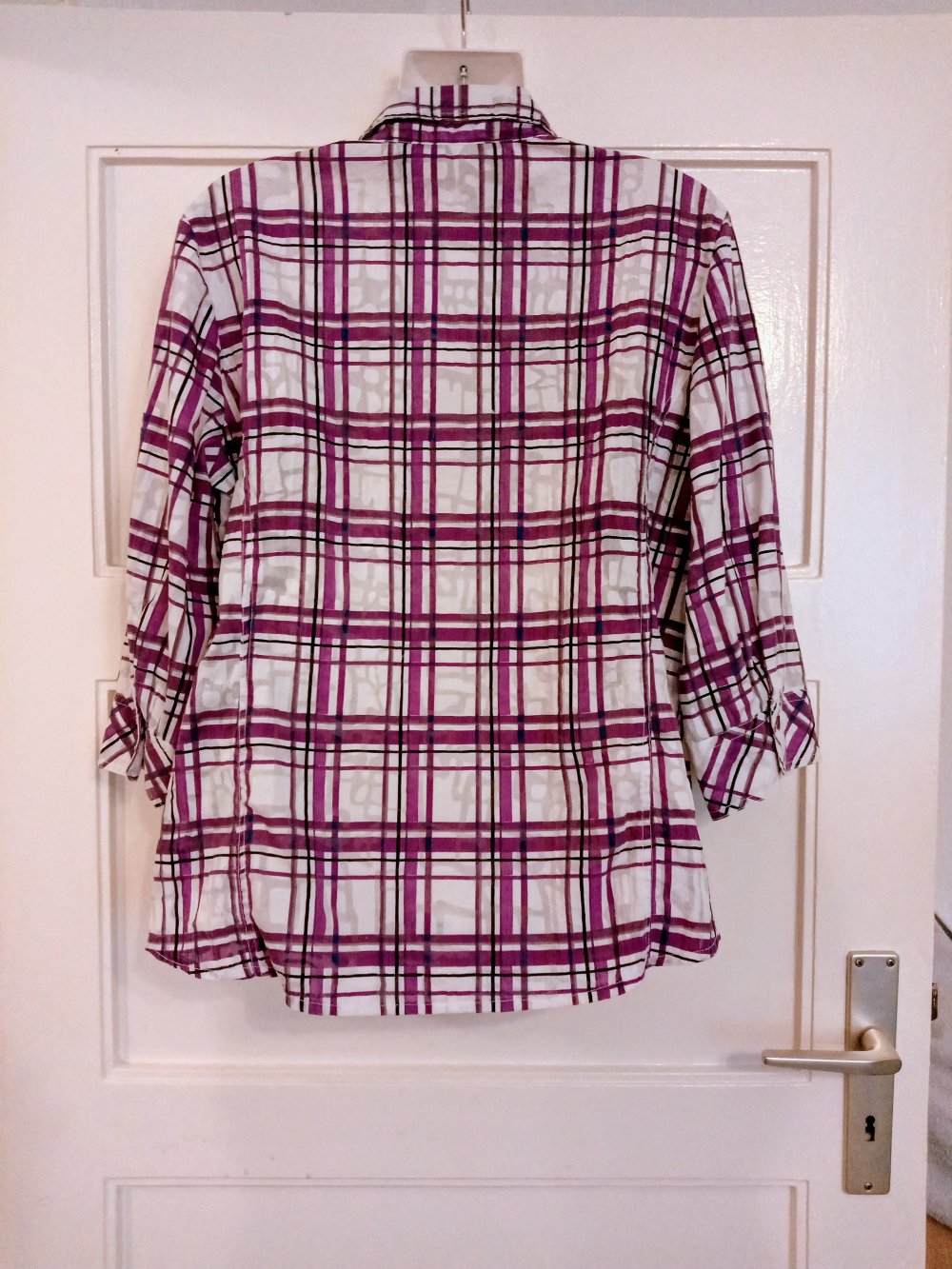Sehr schöne karierte Bluse von Infinity 
