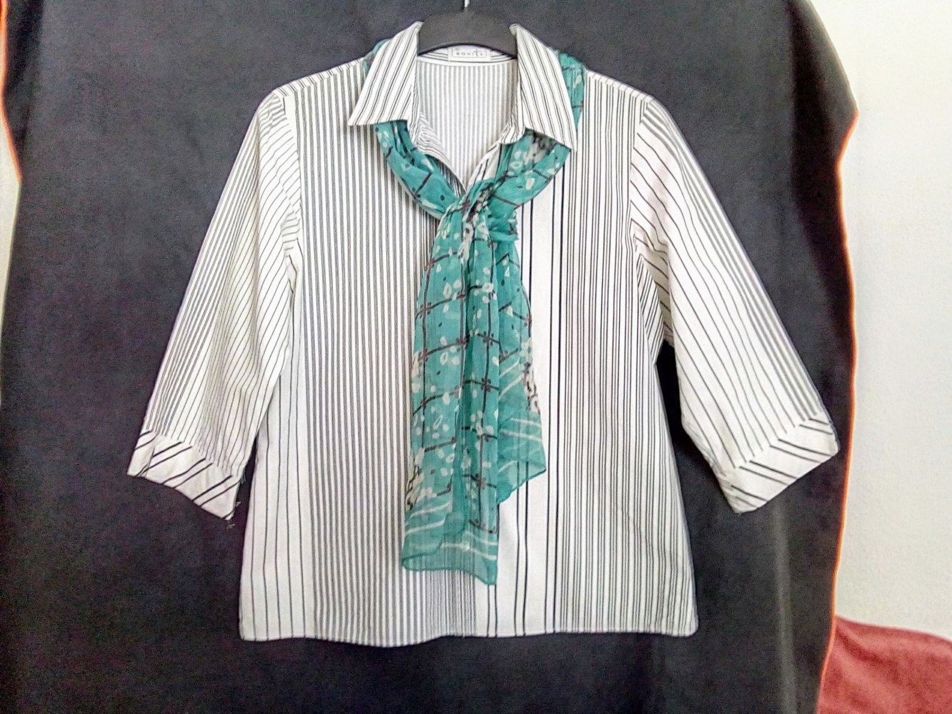 Schöne gestreifte Bluse von Bonita