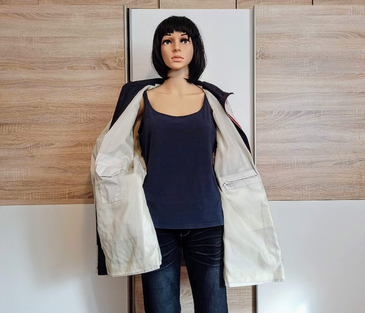 Schöne Jacke in Cremefarbe von Yessica