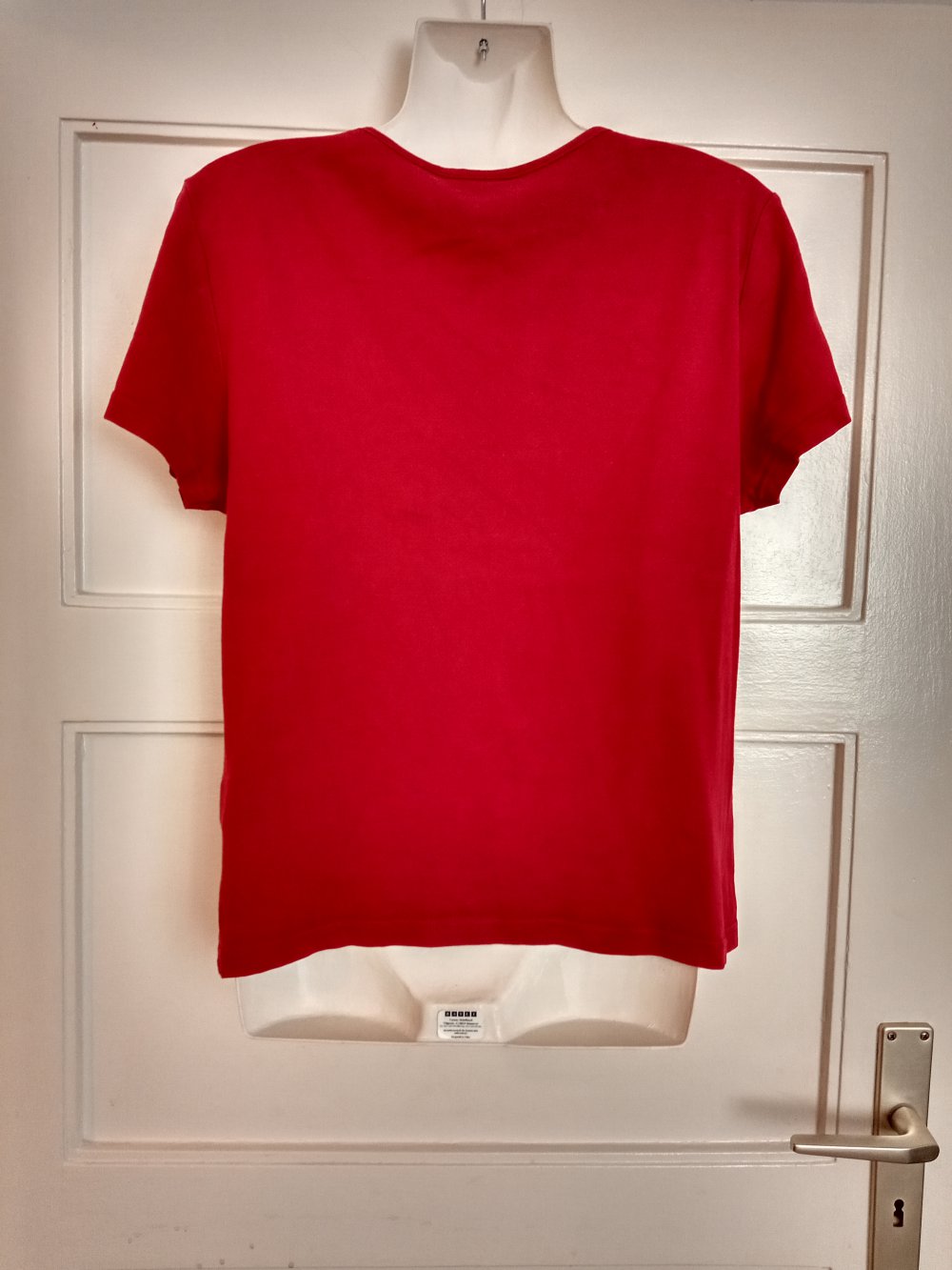 Sehr schönes T-Shirt von casual in rot 
