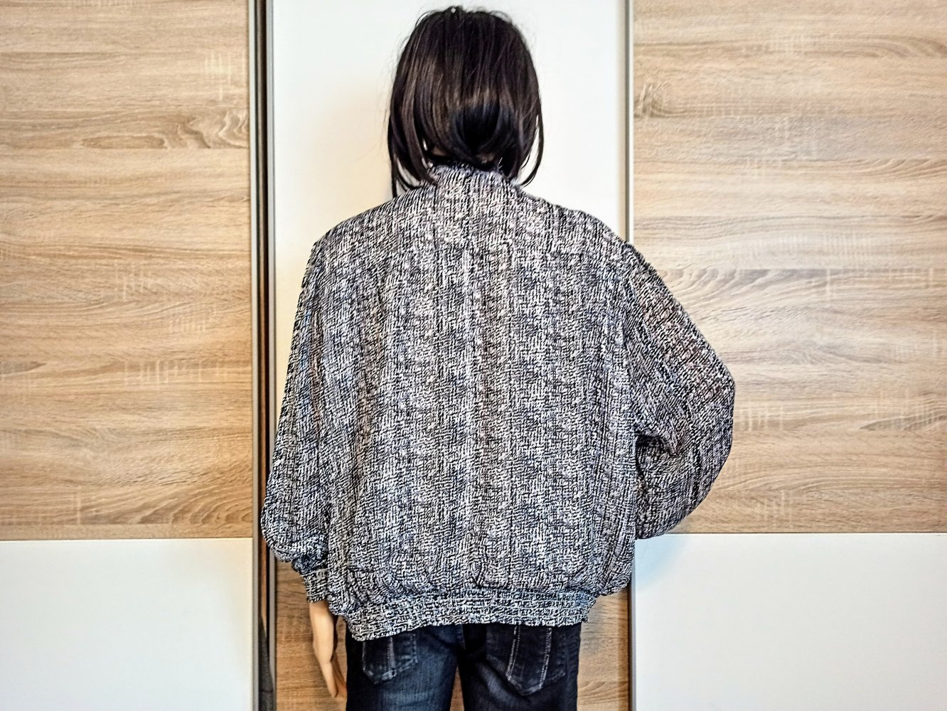 Schöne bunte Bluse grau/weiß von S.Oliver