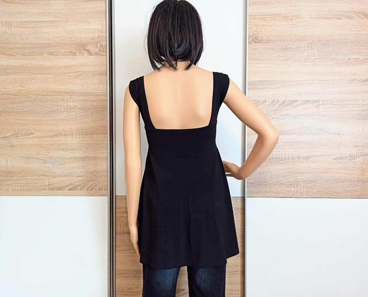 Sehr schöner Top in schwarz von Clockhause