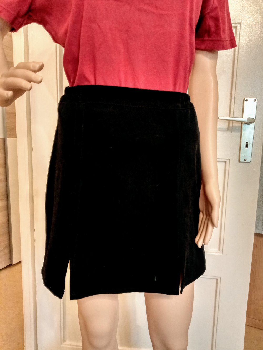 Sehr schönen Rock in schwarz 