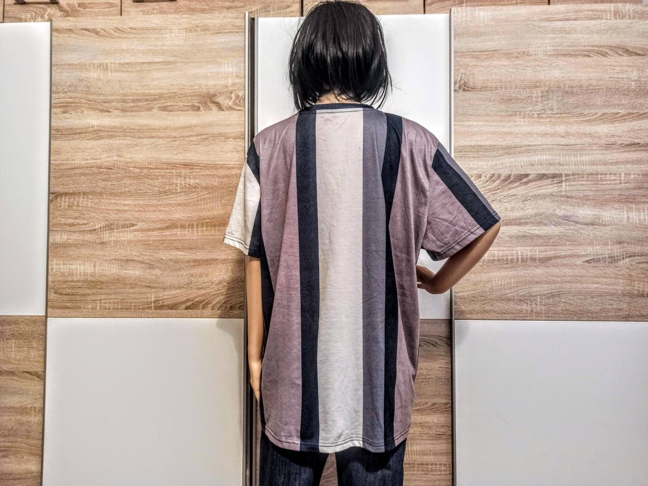 Schönes gestreiftes T-Shirt von Schein in weiß/marienblau/beige/grau