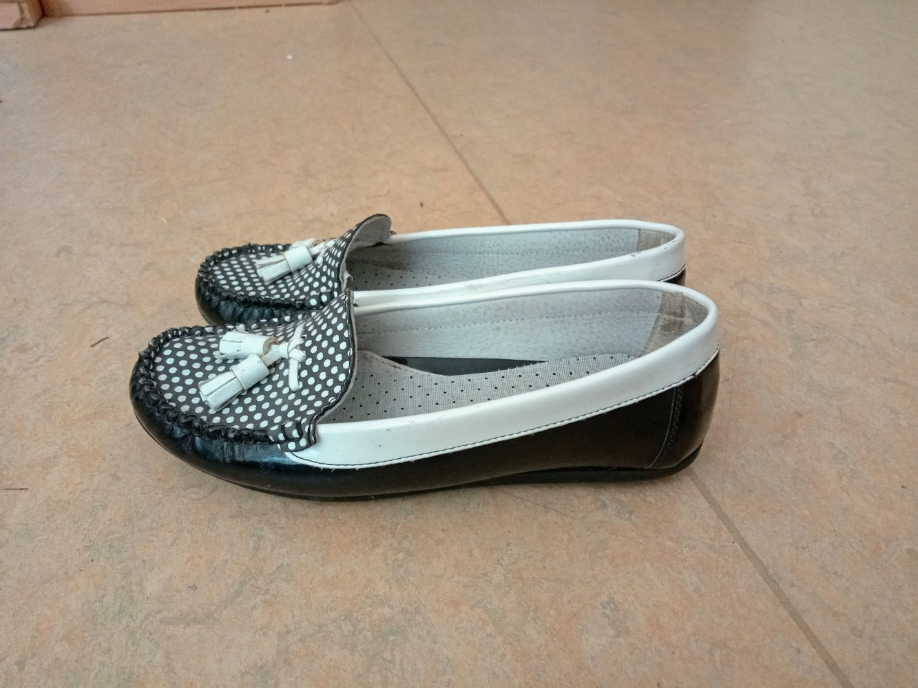 Tolle Damen Echtleder Schuhe von naturläufer 