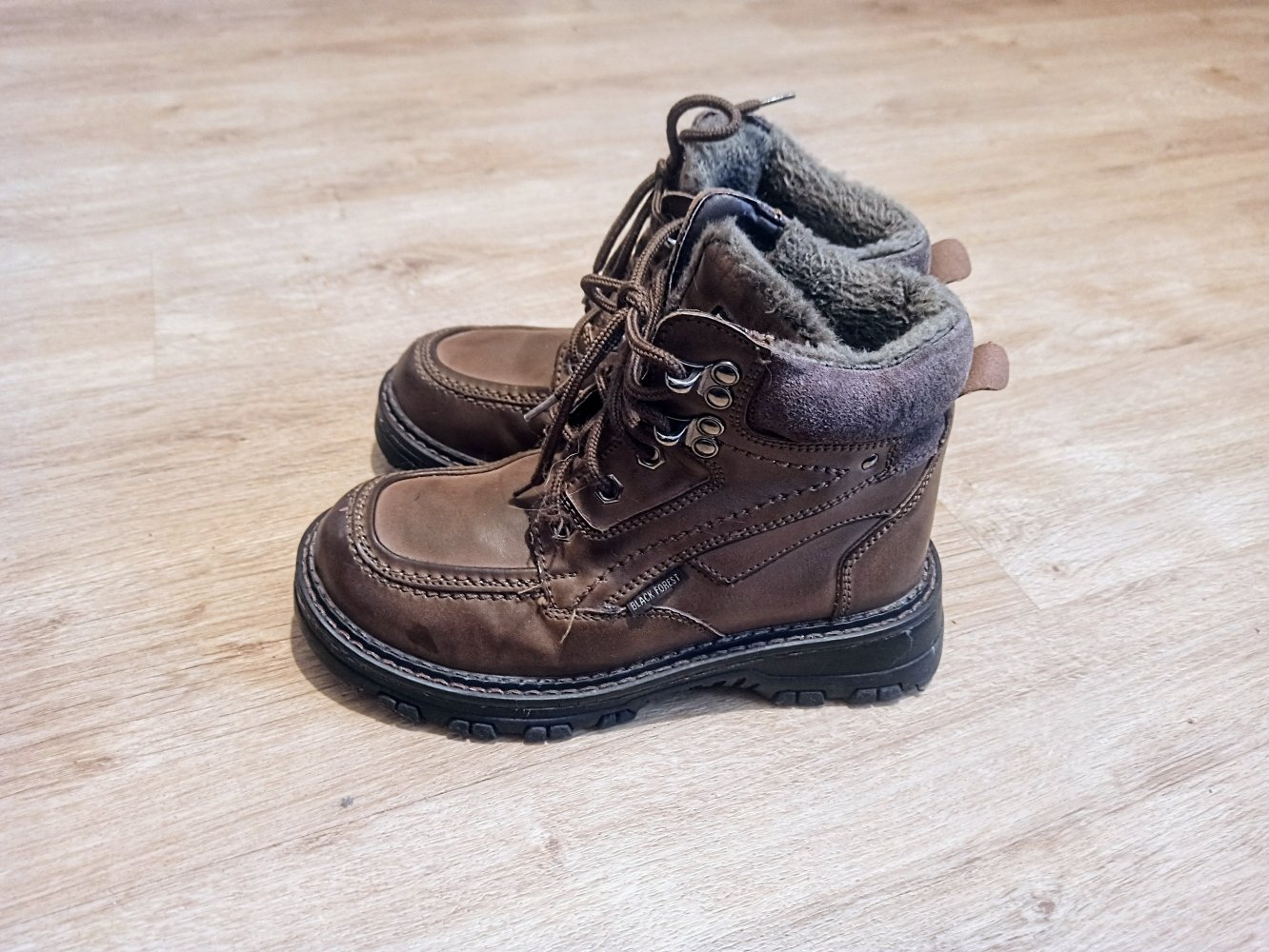 Tolle Boots in braun von Black Forest 