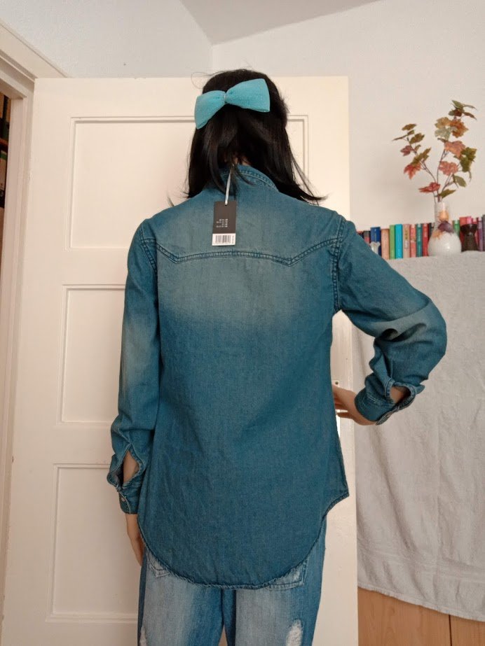 Sehr schönes Jeans -Hemd von Esmara