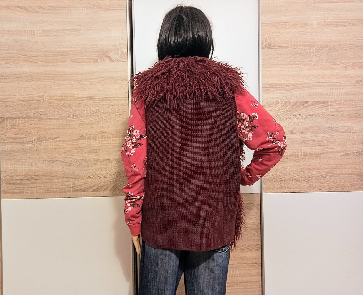 Schöne Weste in burgunderrot von Yessica