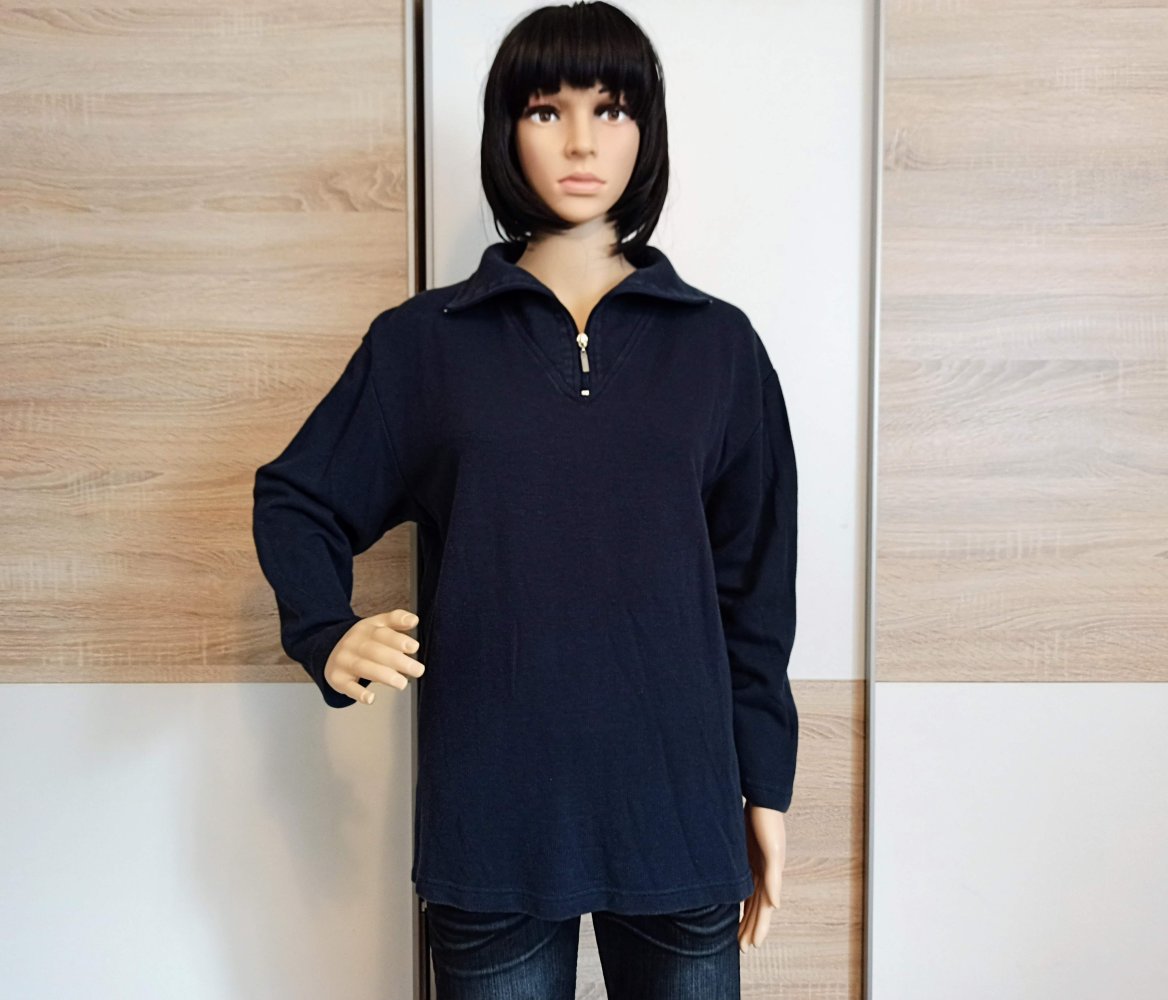Schöner Hoodie-Pullover in marienblau von Joy