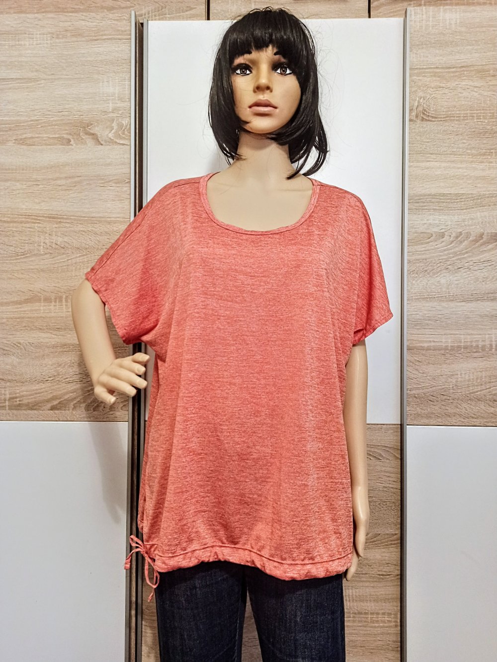 Schönes T-Shirt in korallenrot von TCM