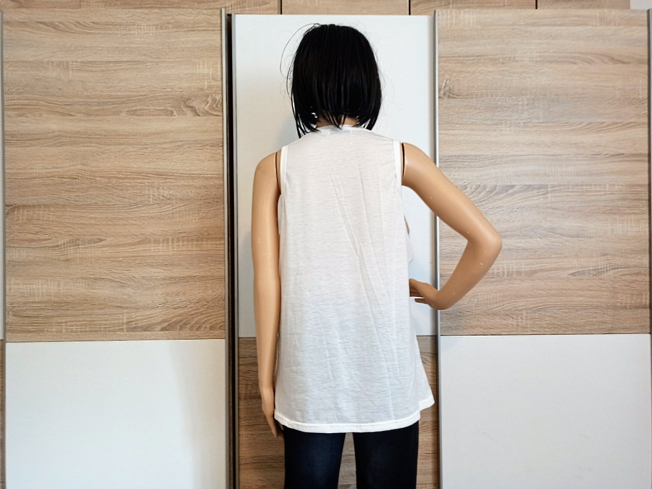 Sehr schönes T-Shirt in weiß von MissLook