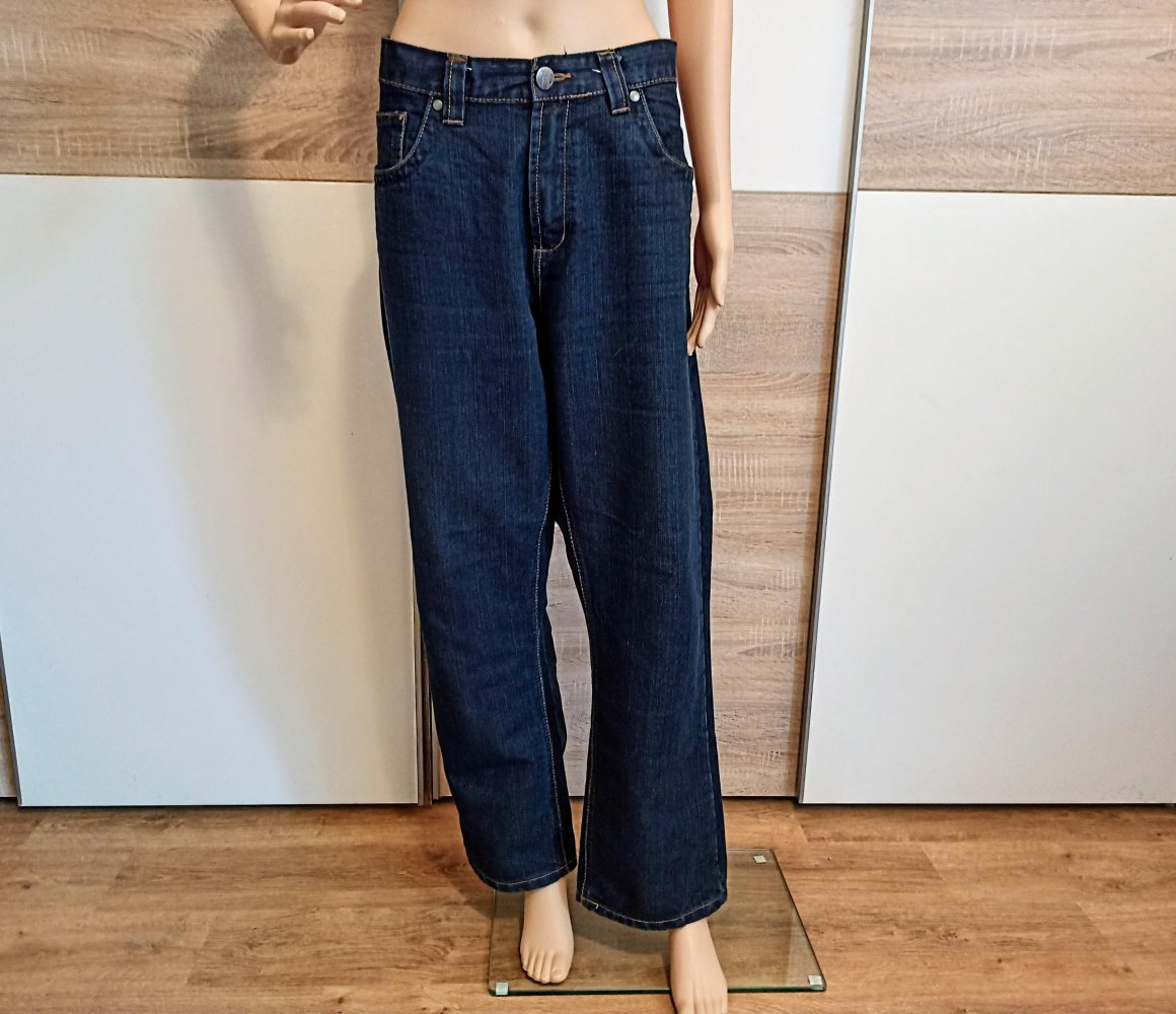 Schöne Jeanshose in marienblau von Identic Denim