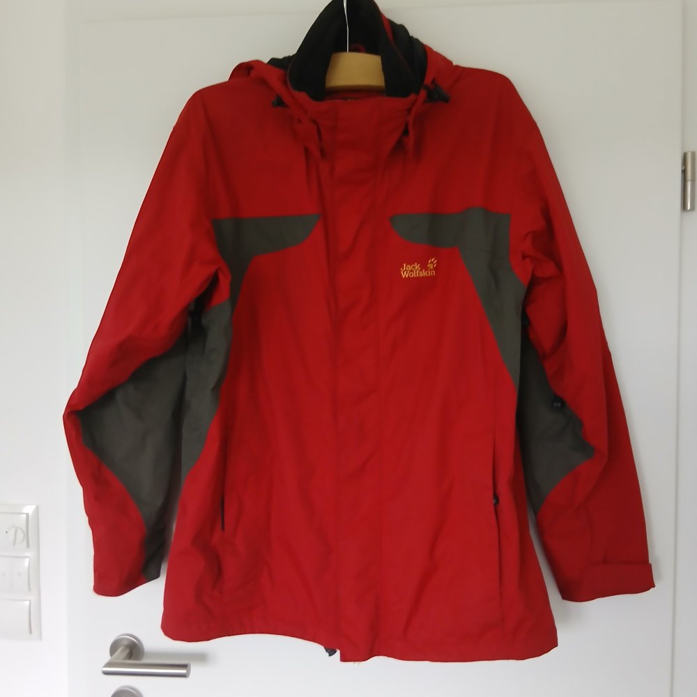 Rote Jack Wolfskin Jacke L