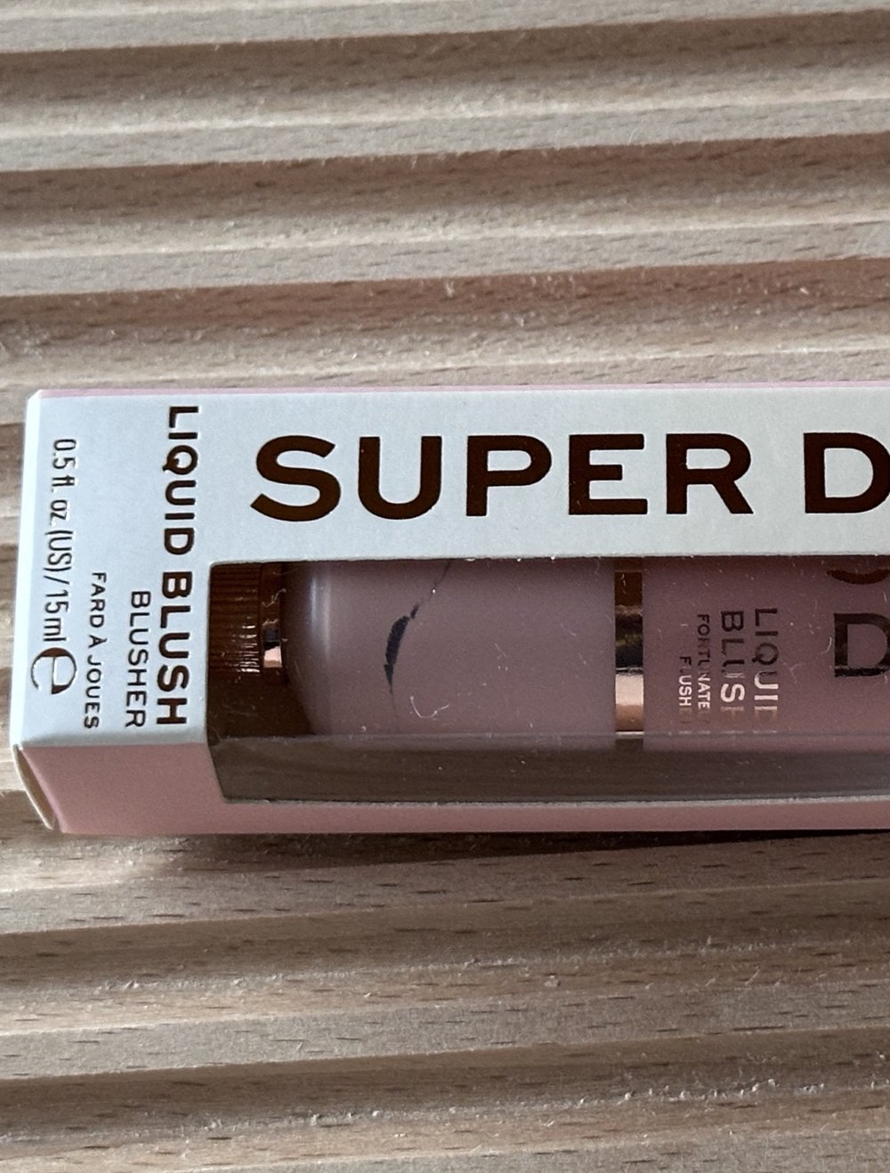 Blush Nagellack Eyeliner Kosmetik neu