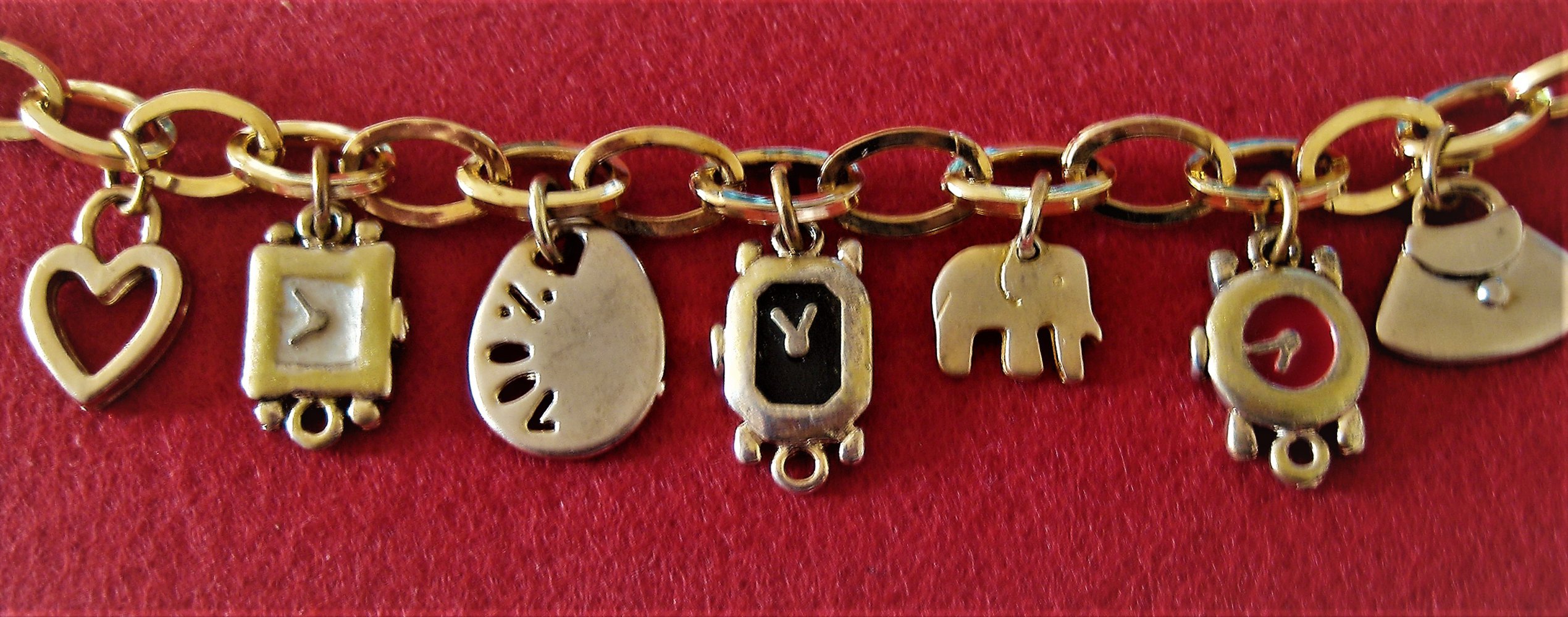 bezauberndes, außergewöhnliches Collier von MADELEINE