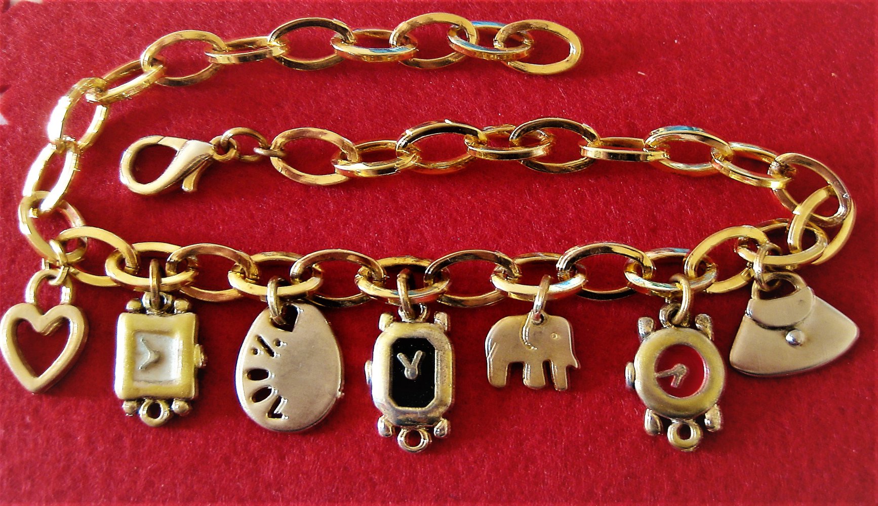 bezauberndes, außergewöhnliches Collier von MADELEINE